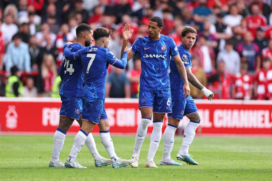 快船险胜三阵活塞，哈登20中4，7次被盖帽，5次失误，2次24秒，多次不防守